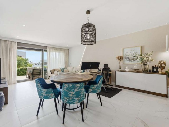 2 Soveroms Leilighet i Estepona