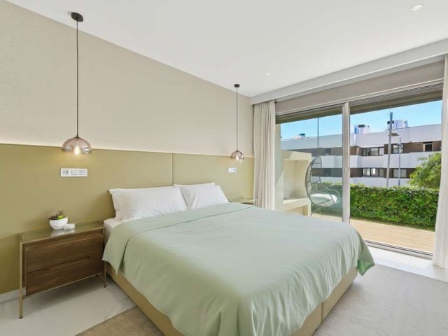 2 Soveroms Leilighet i Estepona