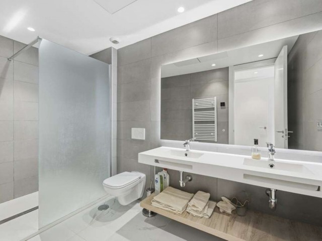 2 Soveroms Leilighet i Estepona