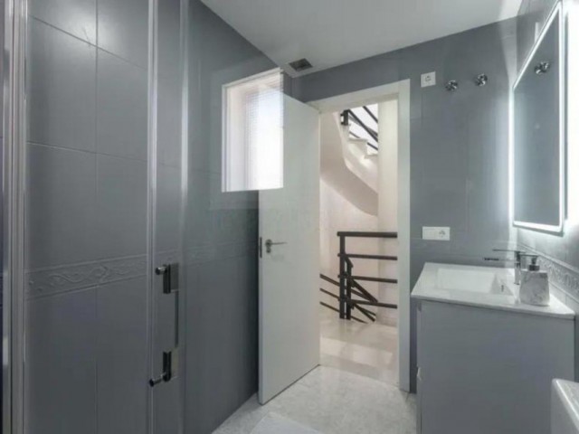 3 Bedrooms Townhouse in Marbella