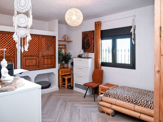 4 Makuuhuoneen Huvila Alhaurín de la Torre