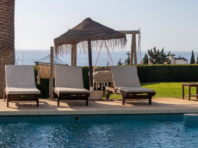 6 Bedrooms Villa in Fuengirola