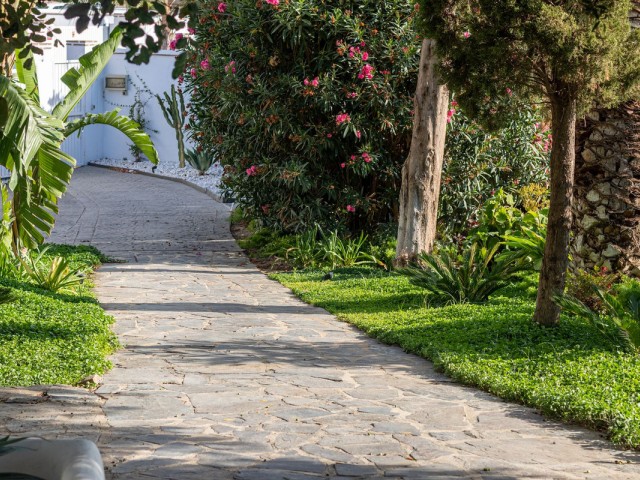 6 Bedrooms Villa in Fuengirola