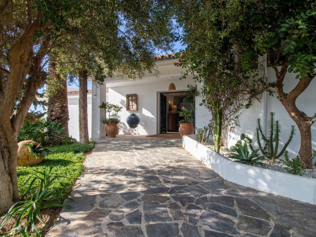 6 Bedrooms Villa in Fuengirola