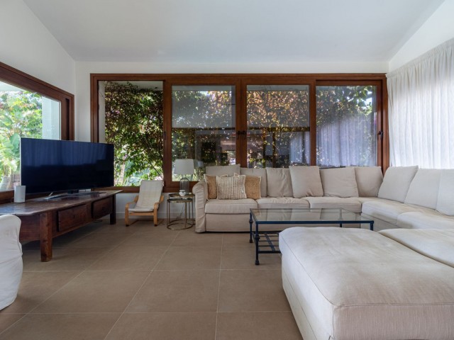 6 Bedrooms Villa in Fuengirola