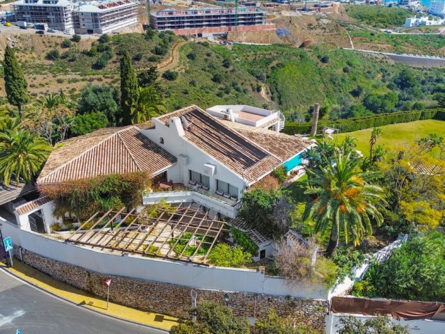 6 Bedrooms Villa in Fuengirola