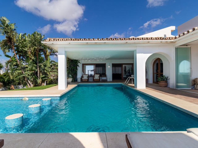 6 Bedrooms Villa in Fuengirola