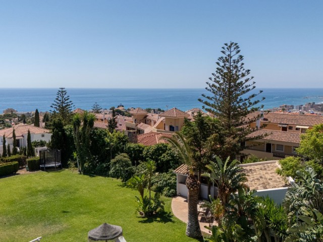 6 Bedrooms Villa in Fuengirola