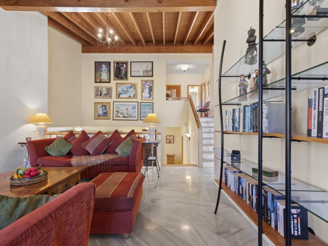 3 Soveroms Villa i Benahavís