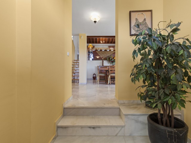 3 Soveroms Villa i Benahavís