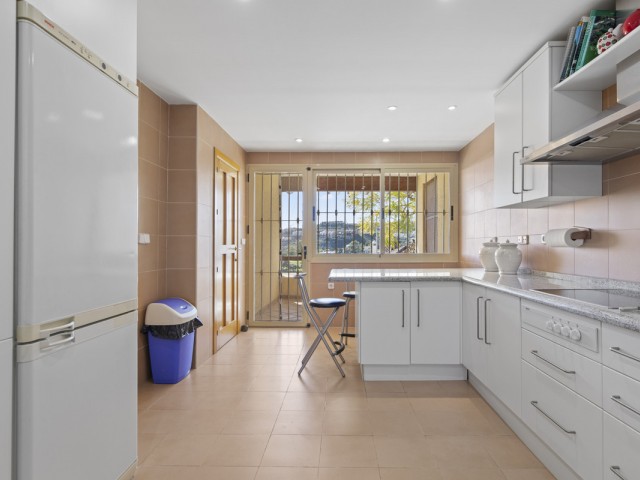 3 Soveroms Villa i Benahavís