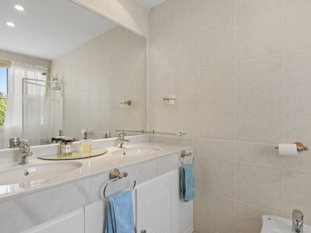 3 Soveroms Villa i Benahavís