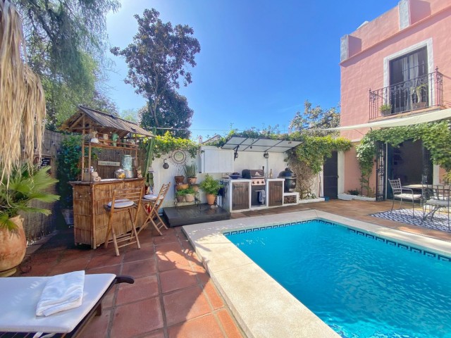 3 Bedrooms Villa in Marbella