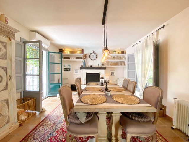 3 Bedrooms Villa in Marbella