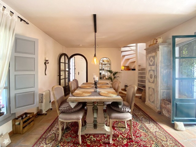 3 Bedrooms Villa in Marbella