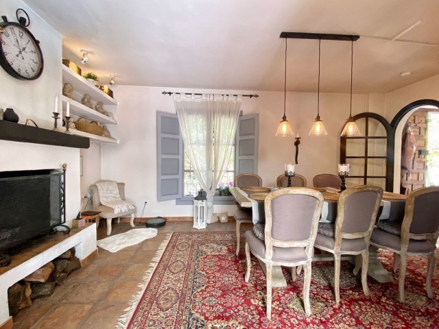 3 Bedrooms Villa in Marbella