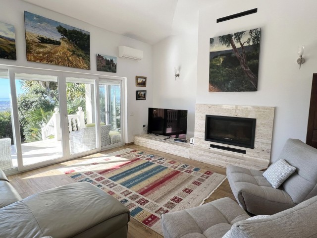 6 Schlafzimmer Villa in Mijas