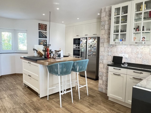 6 Schlafzimmer Villa in Mijas