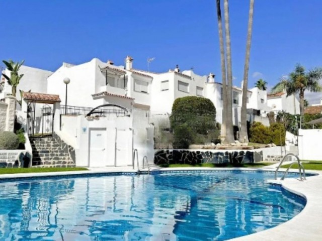 3 Schlafzimmer Villa in Estepona