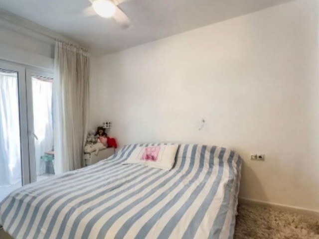Villa con 3 Dormitorios  en Estepona
