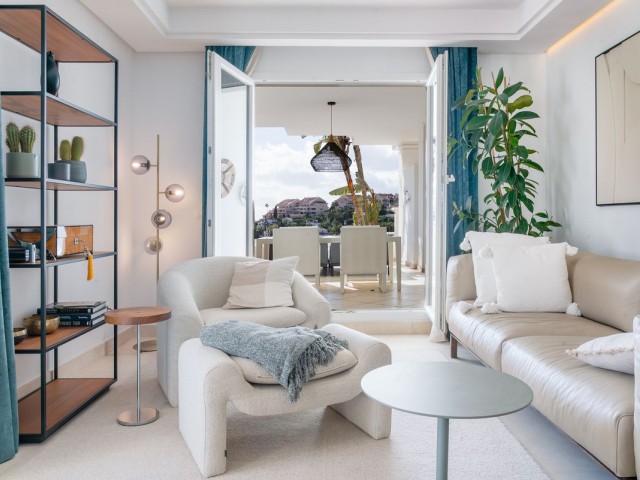 2 Bedrooms Apartment in Marbella