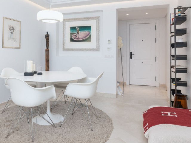 2 Schlafzimmer Apartment in Nueva Andalucía