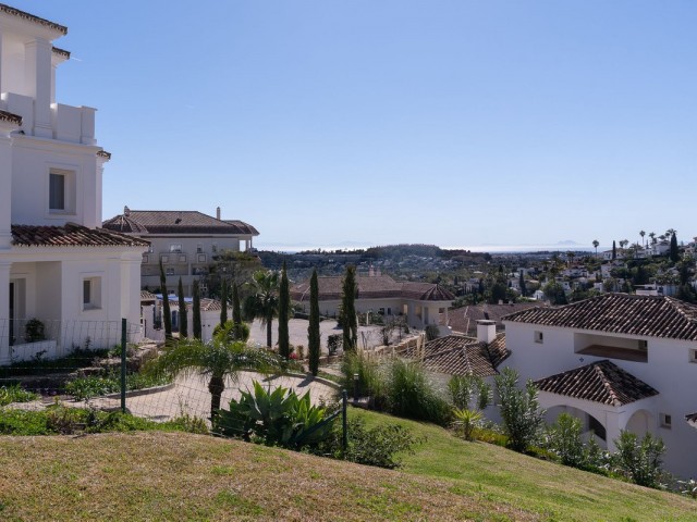 2 Schlafzimmer Apartment in Nueva Andalucía