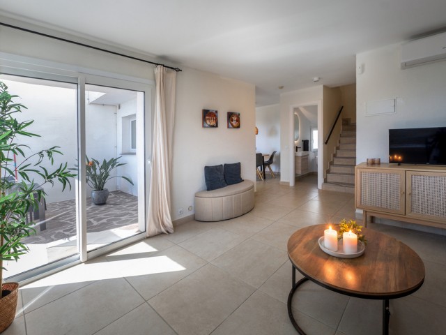 2 Bedrooms Townhouse in Miraflores