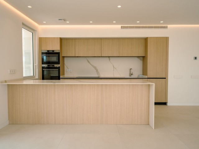 3 Soveroms Leilighet i Ojén