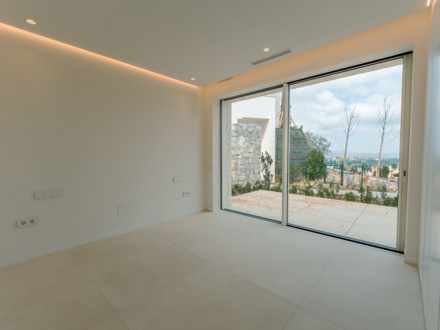 3 Soveroms Leilighet i Ojén