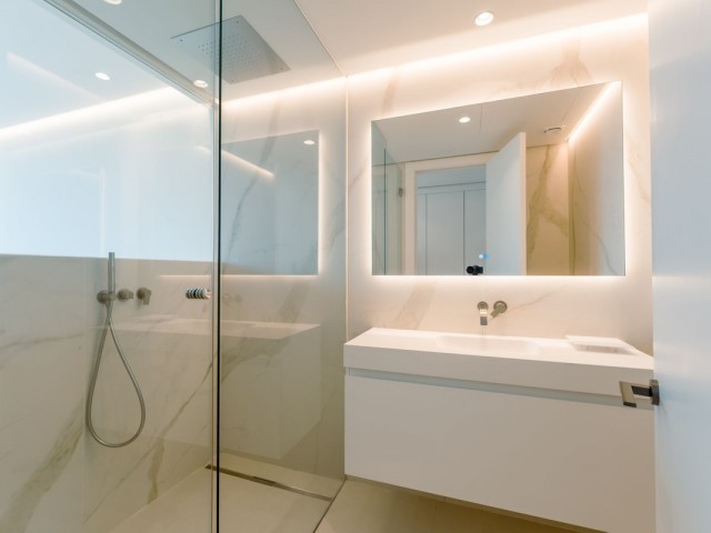 3 Soveroms Leilighet i Ojén