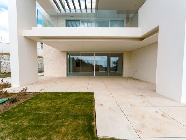 3 Soveroms Leilighet i Ojén