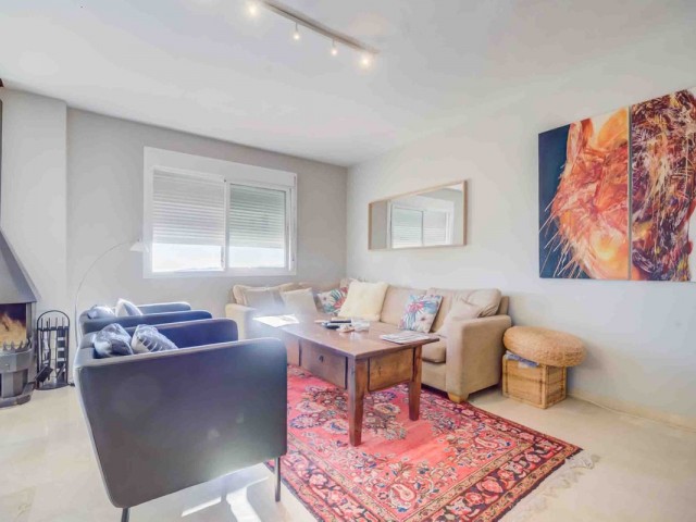 Maison mitoyenne avec 3 Chambres  à Mijas