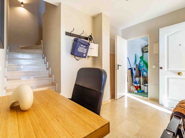 Maison mitoyenne avec 3 Chambres  à Mijas