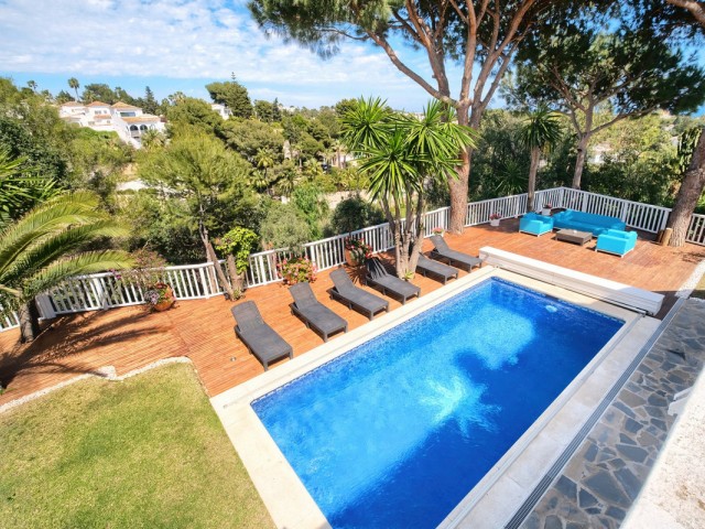 4 Bedrooms Villa in Mijas Costa
