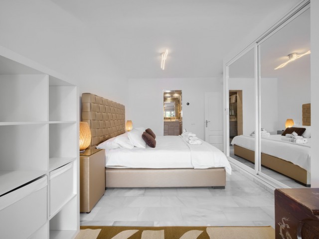 4 Bedrooms Villa in Mijas Costa