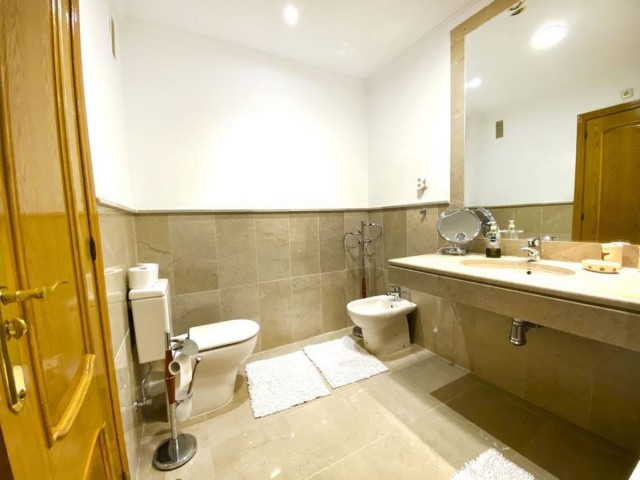 3 Bedrooms Apartment in Marbella