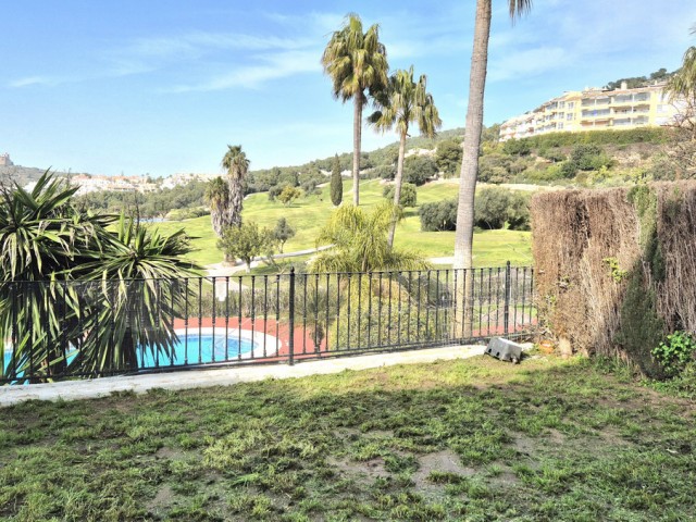 Maison mitoyenne avec 3 Chambres  à Alhaurin Golf