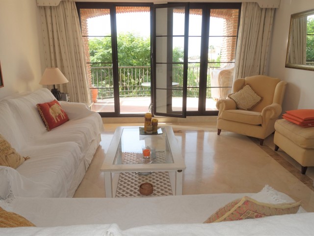 3 Sovrums Lägenhet i Benahavís