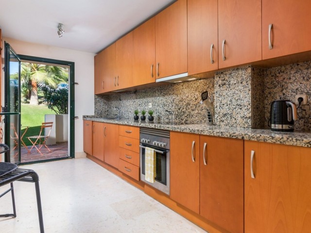 2 Schlafzimmer Apartment in Benahavís