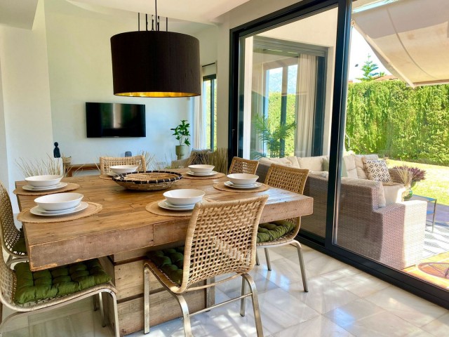 6 Bedrooms Villa in Nueva Andalucía