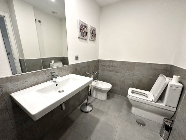 2 Sovrums Lägenhet i Nueva Andalucía