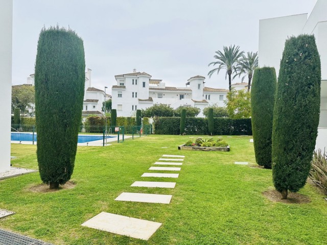 2 Sovrums Lägenhet i Nueva Andalucía