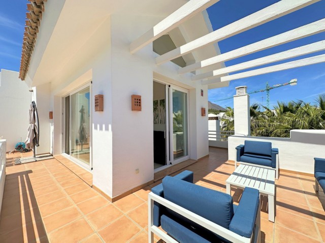 Penthouse in Casares Playa
