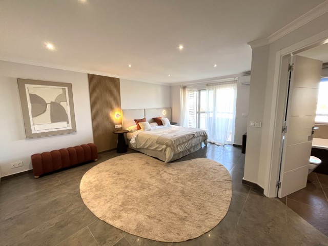 Apartamento con 4 Dormitorios  en Torreblanca