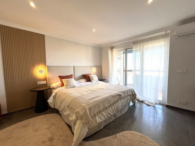 Apartamento con 4 Dormitorios  en Torreblanca