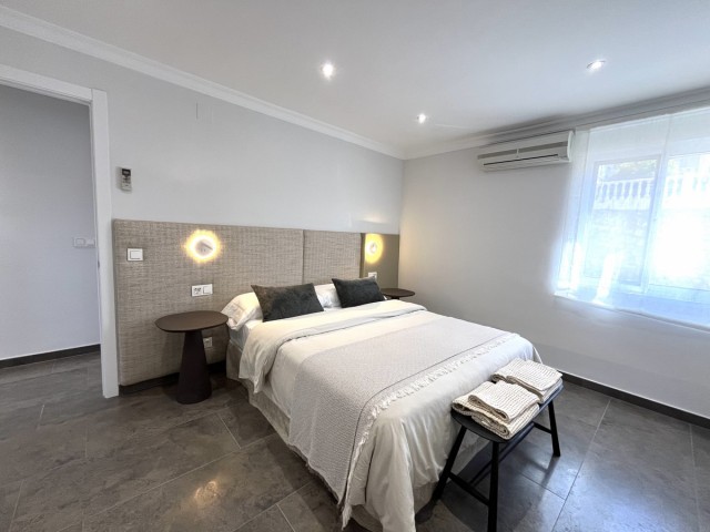 Apartamento con 4 Dormitorios  en Torreblanca