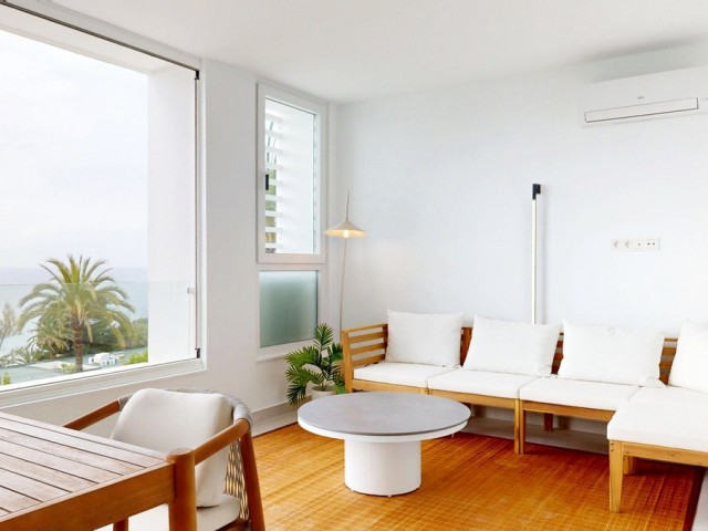 4 Bedrooms Apartment in Marbella