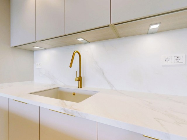 4 Bedrooms Apartment in Marbella