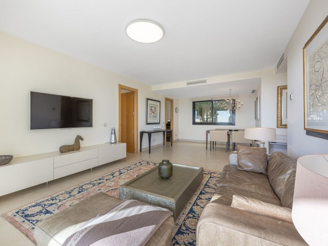 3 Bedrooms Apartment in Marbella